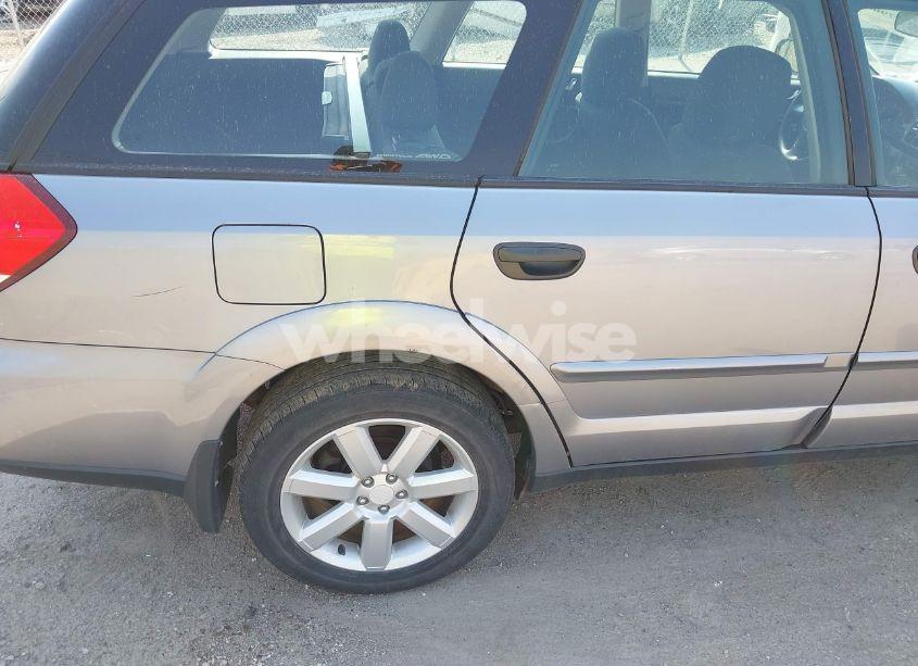 Photo 6 of 2009 Subaru Outback 2.5I (VIN 4S4BP61C197347840)