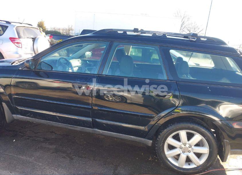 Photo 13 of 2006 Subaru Outback 2.5I (VIN 4S4BP61C267310744)