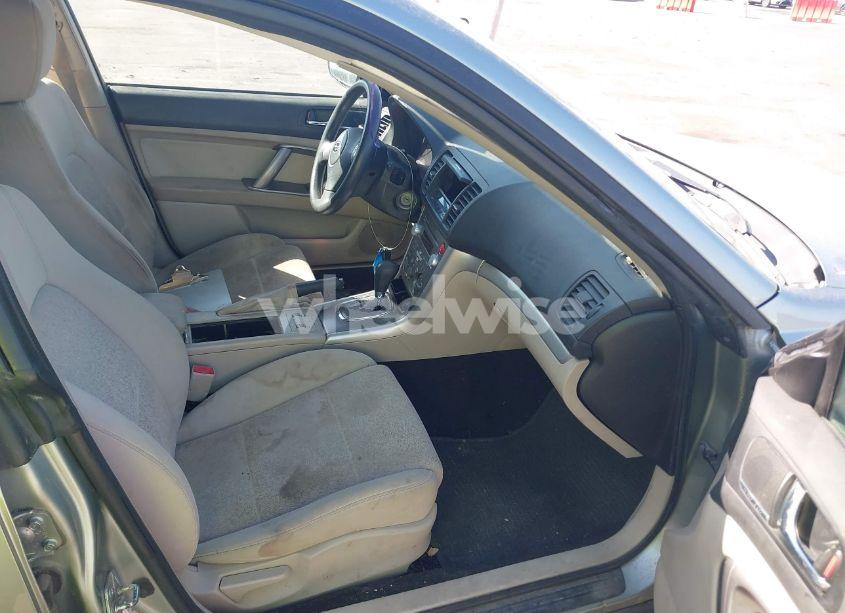 Photo 5 of 2009 Subaru Outback 2.5I (VIN 4S4BP61C297334739)