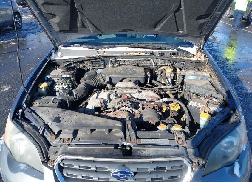 Photo 10 of 2005 Subaru Outback 2.5I (VIN 4S4BP61C356356006)