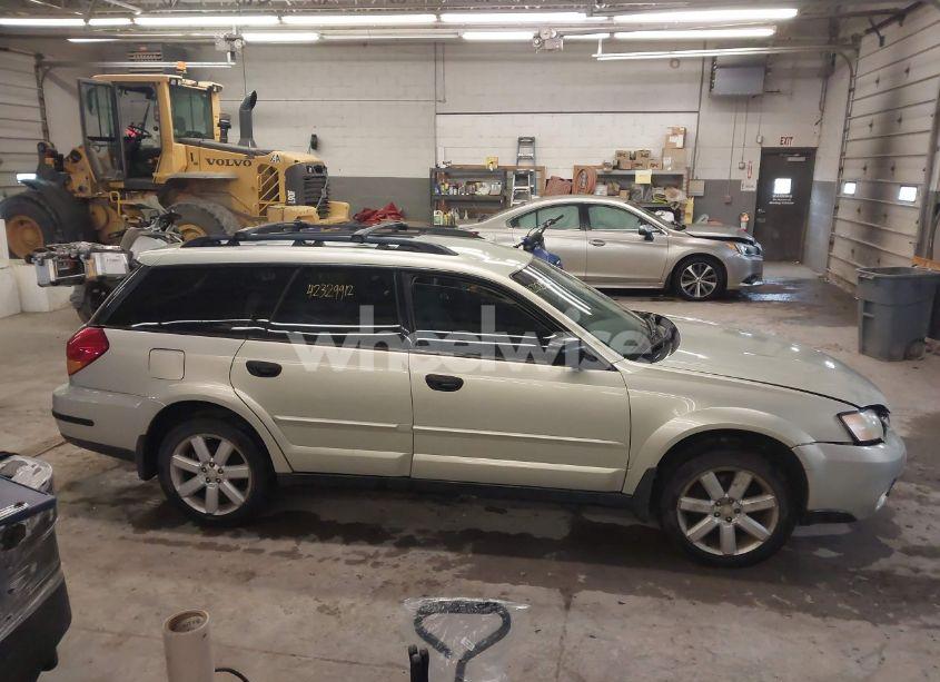 Photo 13 of 2006 Subaru Outback 2.5I (VIN 4S4BP61C367313460)