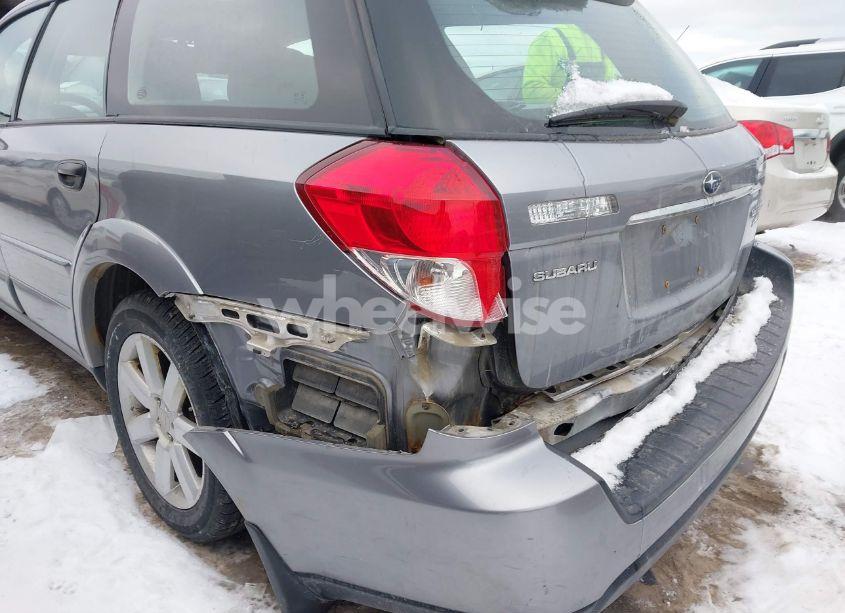 Photo 6 of 2008 Subaru Outback (VIN 4S4BP61C387342718)