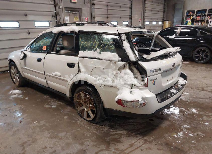 Photo 3 of 2009 Subaru Outback 2.5I (VIN 4S4BP61C396338952)