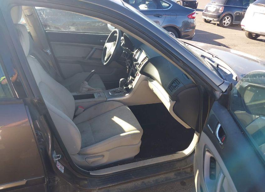 Photo 5 of 2009 Subaru Outback 2.5I (VIN 4S4BP61C397331297)