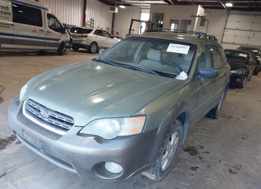 Photo 2 of 2005 Subaru Outback 2.5I (VIN 4S4BP61C457331562)