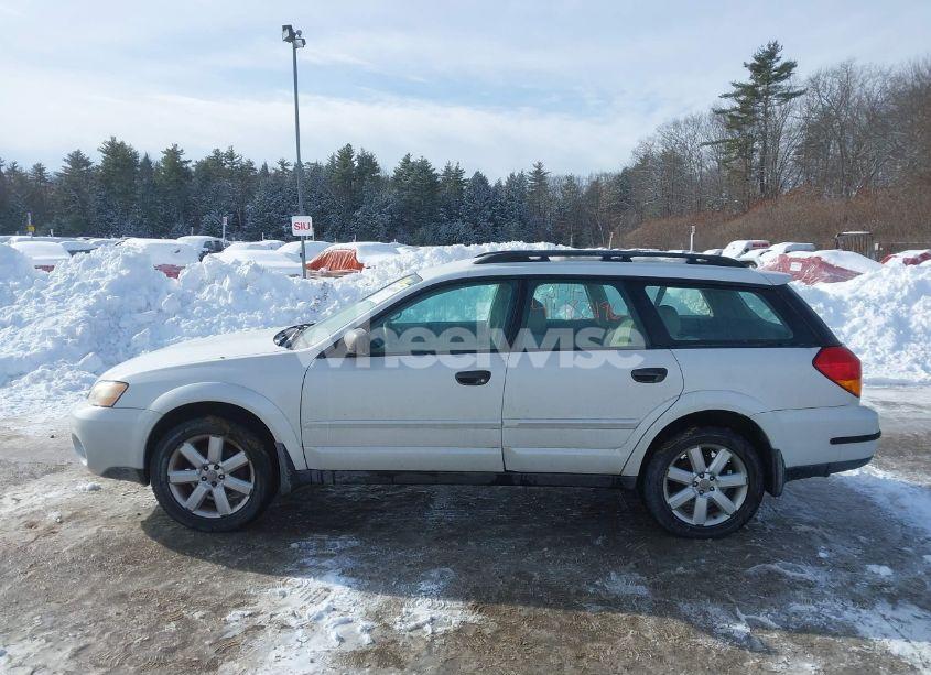 Photo 12 of 2006 Subaru Outback 2.5I (VIN 4S4BP61C567301052)