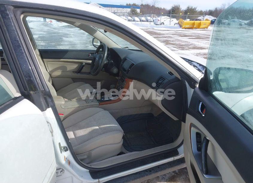 Photo 5 of 2006 Subaru Outback 2.5I (VIN 4S4BP61C567301052)