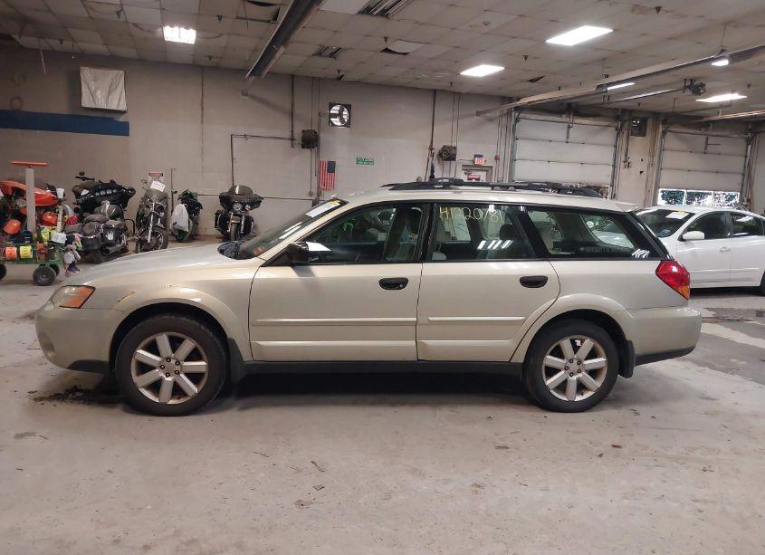 Photo 12 of 2006 Subaru Outback 2.5I (VIN 4S4BP61C567320653)