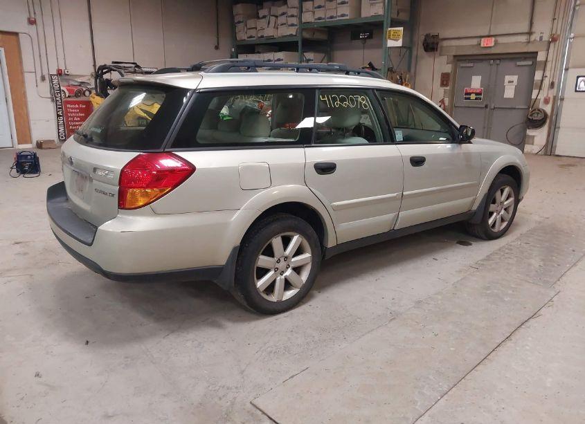 Photo 4 of 2006 Subaru Outback 2.5I (VIN 4S4BP61C567320653)