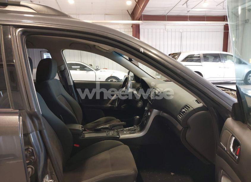 Photo 5 of 2009 Subaru Outback 2.5I (VIN 4S4BP61C597332905)