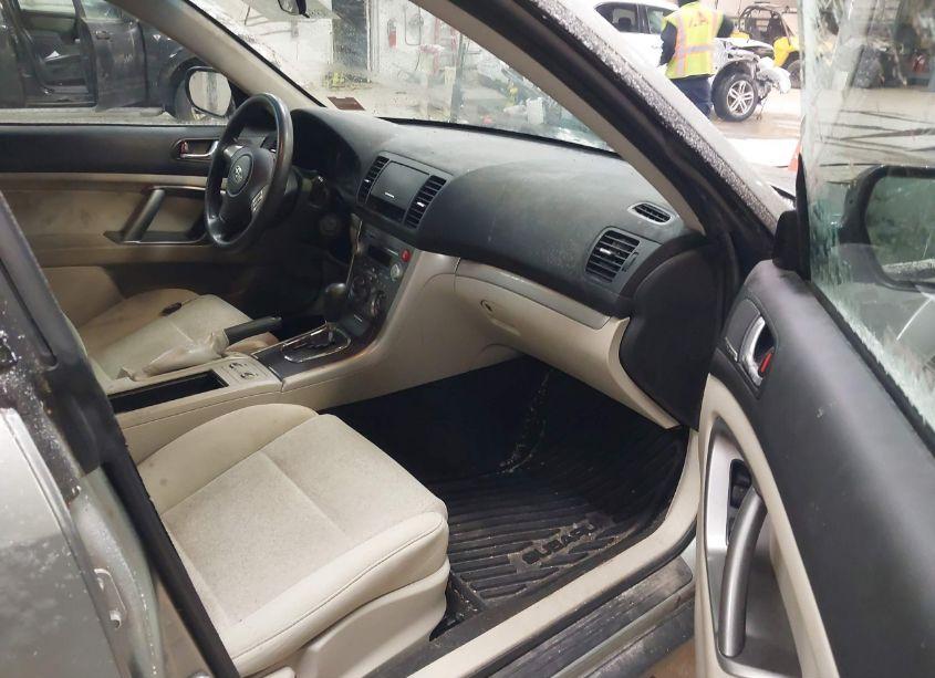 Photo 5 of 2009 Subaru Outback 2.5I (VIN 4S4BP61C597337036)