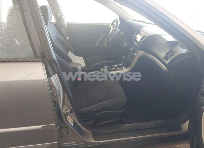 Photo 5 of 2009 Subaru Outback 2.5I (VIN 4S4BP61C597338560)