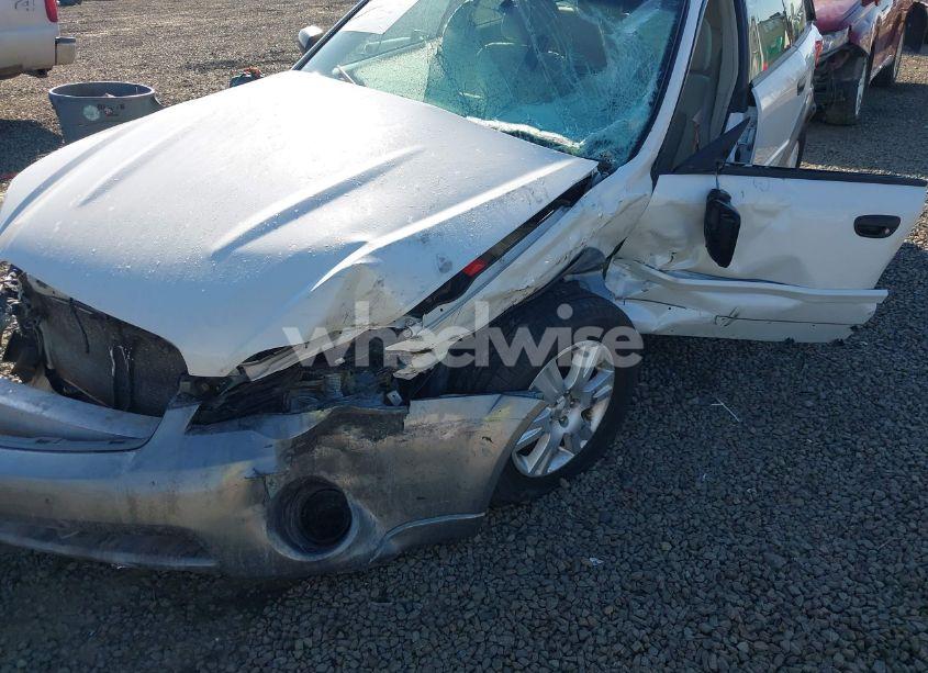 Photo 6 of 2005 Subaru Outback 2.5I (VIN 4S4BP61C657302239)