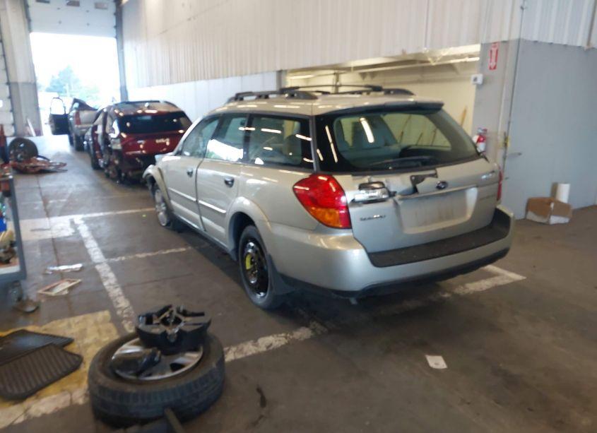 Photo 3 of 2005 Subaru Outback 2.5I (VIN 4S4BP61C657352025)