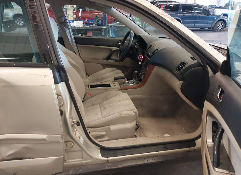 Photo 5 of 2005 Subaru Outback 2.5I (VIN 4S4BP61C657352025)