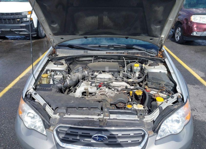 Photo 10 of 2006 Subaru Outback 2.5I (VIN 4S4BP61C667305899)
