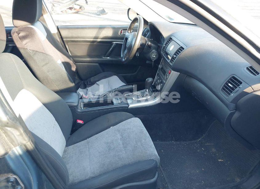 Photo 5 of 2006 Subaru Outback 2.5I (VIN 4S4BP61C667330382)