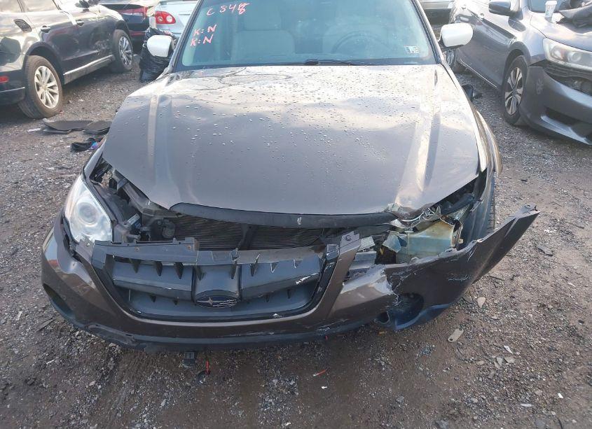 Photo 6 of 2009 Subaru Outback 2.5I (VIN 4S4BP61C697326580)