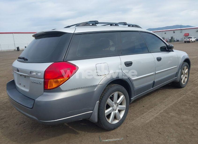 Photo 4 of 2007 Subaru Outback 2.5I (VIN 4S4BP61C777307940)