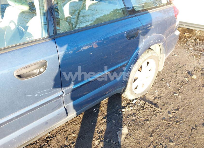 Photo 6 of 2007 Subaru Outback 2.5I/2.5I BASIC/2.5I L.L. BEAN EDITION (VIN 4S4BP61C777341926)