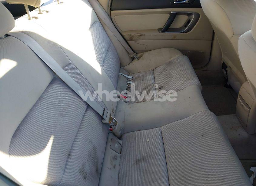 Photo 8 of 2007 Subaru Outback 2.5I/2.5I BASIC/2.5I L.L. BEAN EDITION (VIN 4S4BP61C777341926)