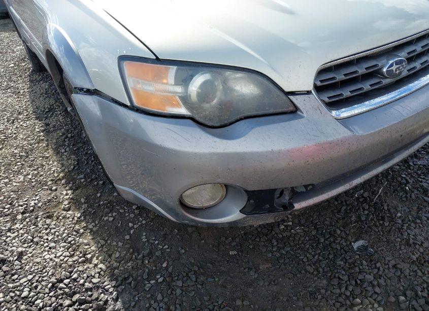 Photo 6 of 2005 Subaru Outback 2.5I (VIN 4S4BP61C857340071)