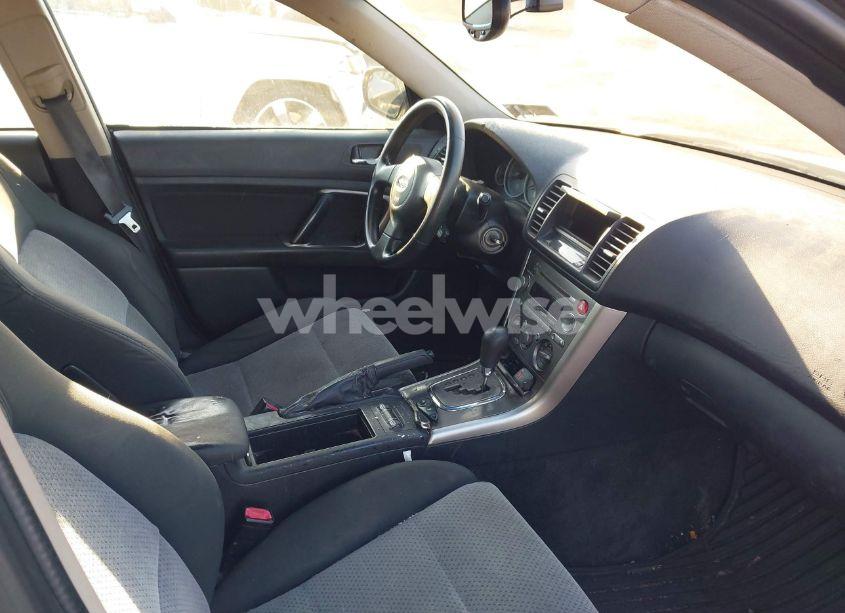 Photo 5 of 2006 Subaru Outback 2.5I (VIN 4S4BP61C867310604)