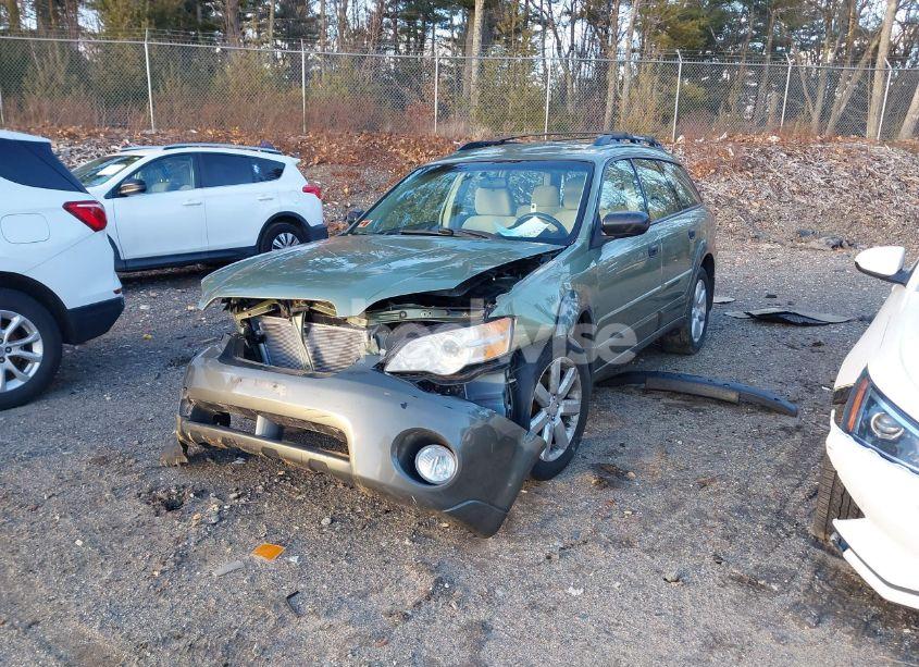 Photo 2 of 2007 Subaru Outback 2.5I/2.5I BASIC/2.5I L.L. BEAN EDITION (VIN 4S4BP61C877342521)