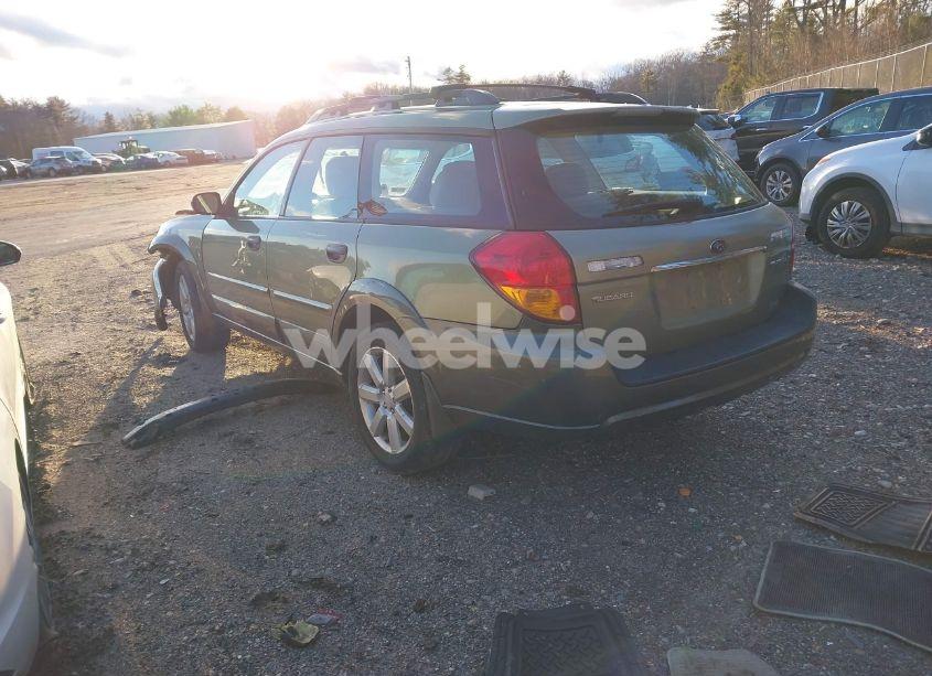 Photo 3 of 2007 Subaru Outback 2.5I/2.5I BASIC/2.5I L.L. BEAN EDITION (VIN 4S4BP61C877342521)