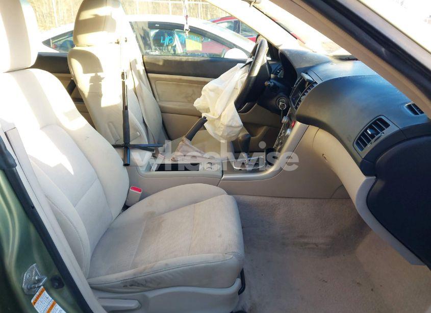 Photo 5 of 2007 Subaru Outback 2.5I/2.5I BASIC/2.5I L.L. BEAN EDITION (VIN 4S4BP61C877342521)