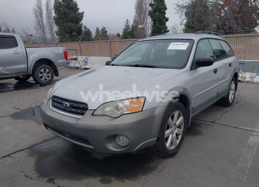 Photo 2 of 2006 Subaru Outback 2.5I (VIN 4S4BP61C967313768)