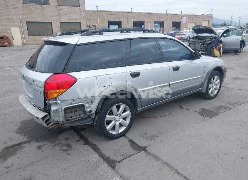 Photo 4 of 2006 Subaru Outback 2.5I (VIN 4S4BP61C967330943)