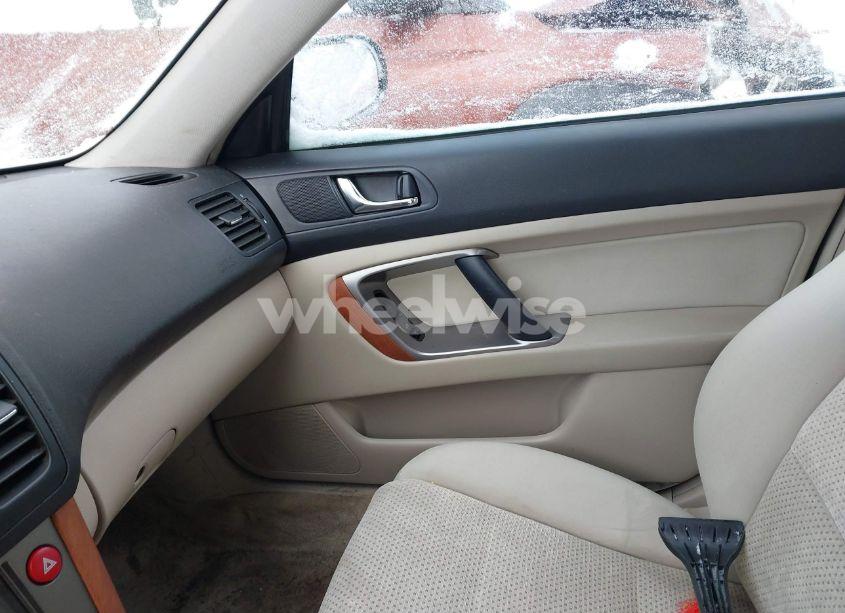 Photo 5 of 2006 Subaru Outback 2.5I (VIN 4S4BP61C967340663)