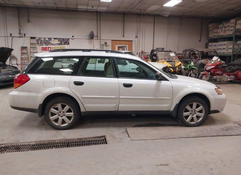 Photo 13 of 2006 Subaru Outback 2.5I (VIN 4S4BP61C967342798)