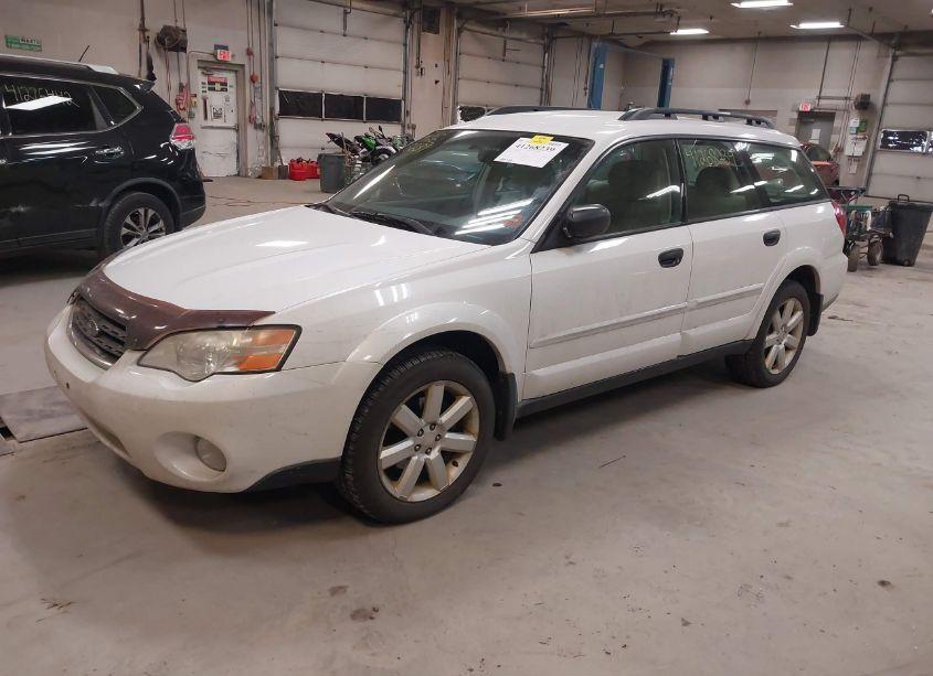 Photo 2 of 2006 Subaru Outback 2.5I (VIN 4S4BP61C967342798)