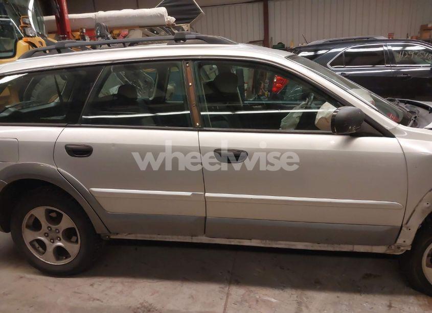 Photo 14 of 2007 Subaru Outback 2.5I BASIC (VIN 4S4BP61C976324437)