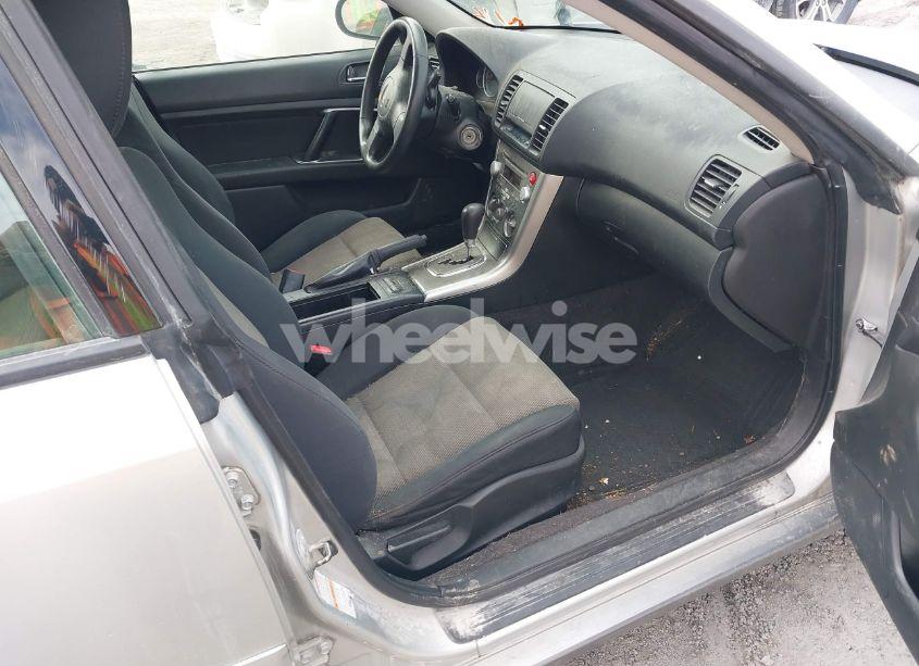 Photo 5 of 2007 Subaru Outback 2.5I (VIN 4S4BP61C977333276)