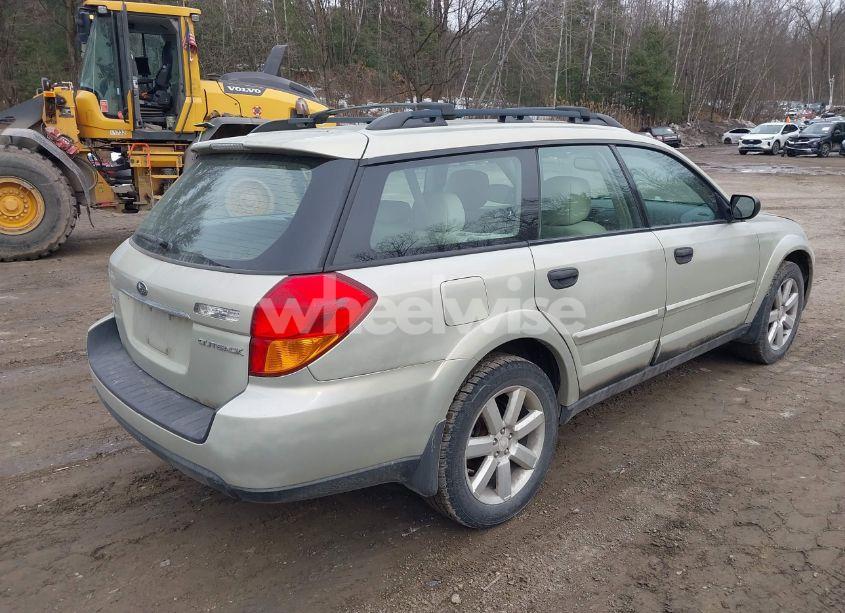 Photo 4 of 2007 Subaru Outback 2.5I/2.5I BASIC/2.5I L.L. BEAN EDITION (VIN 4S4BP61C977344424)