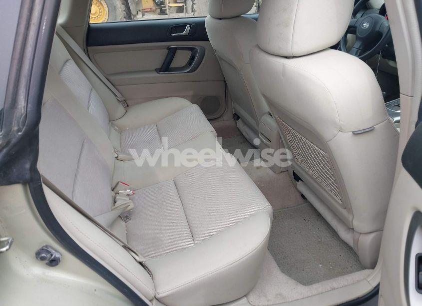 Photo 8 of 2007 Subaru Outback 2.5I/2.5I BASIC/2.5I L.L. BEAN EDITION (VIN 4S4BP61C977344424)