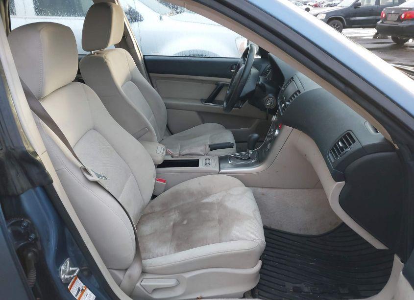 Photo 5 of 2007 Subaru Outback 2.5I/2.5I BASIC/2.5I L.L. BEAN EDITION (VIN 4S4BP61C977345671)