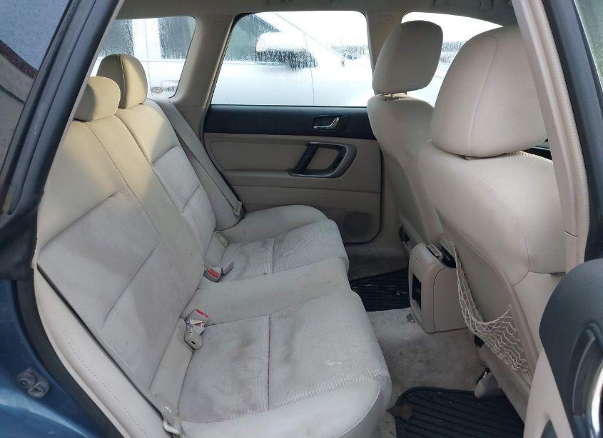 Photo 8 of 2007 Subaru Outback 2.5I/2.5I BASIC/2.5I L.L. BEAN EDITION (VIN 4S4BP61C977345671)