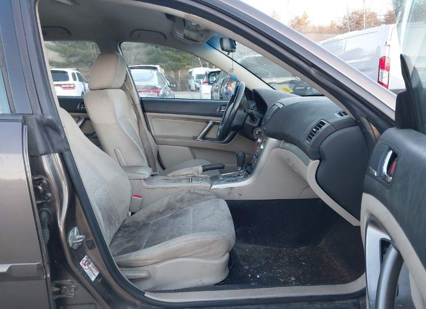 Photo 5 of 2009 Subaru Outback 2.5I (VIN 4S4BP61C997322054)