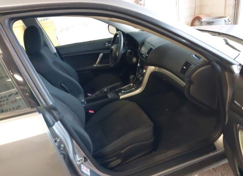 Photo 5 of 2009 Subaru Outback 2.5I (VIN 4S4BP61C997344281)