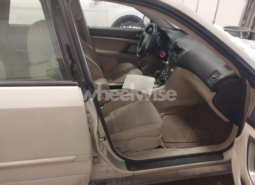 Photo 5 of 2007 Subaru Outback 2.5I (VIN 4S4BP61CX77309682)