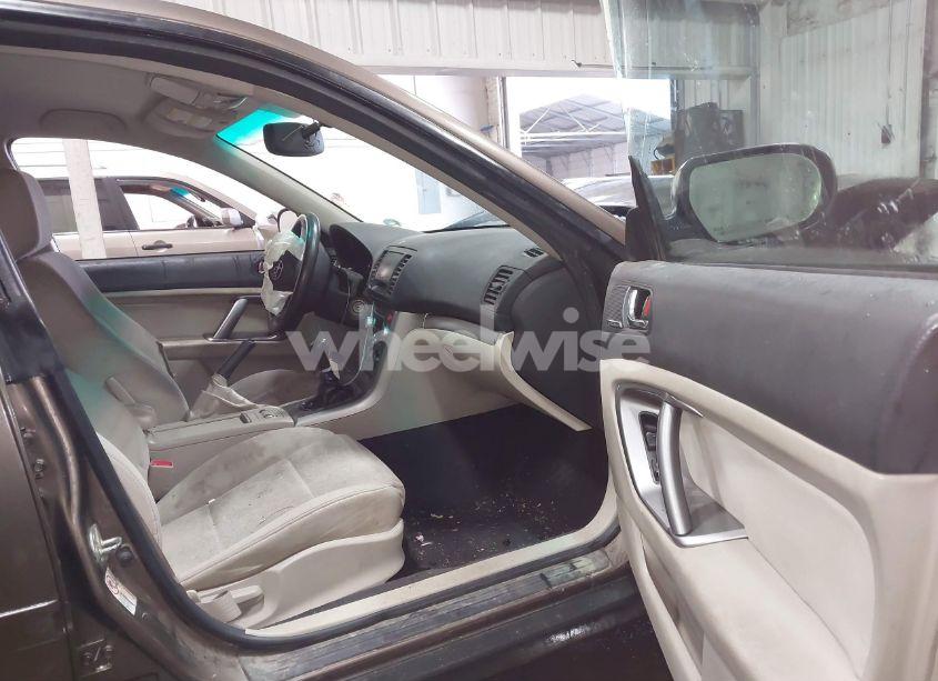 Photo 5 of 2009 Subaru Outback 2.5I (VIN 4S4BP61CX96325387)