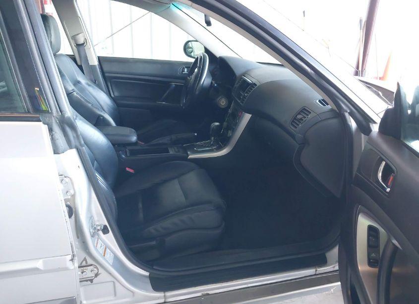 Photo 5 of 2006 Subaru Outback 2.5I LIMITED (VIN 4S4BP62C167325203)