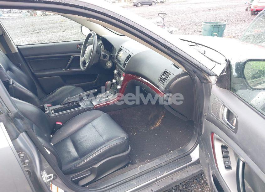 Photo 5 of 2008 Subaru Outback 2.5I LIMITED/2.5I LIMITED L.L. BEAN EDITION (VIN 4S4BP62C587346705)