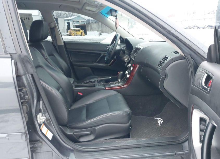 Photo 5 of 2007 Subaru Outback 2.5I LIMITED (VIN 4S4BP62C677318300)