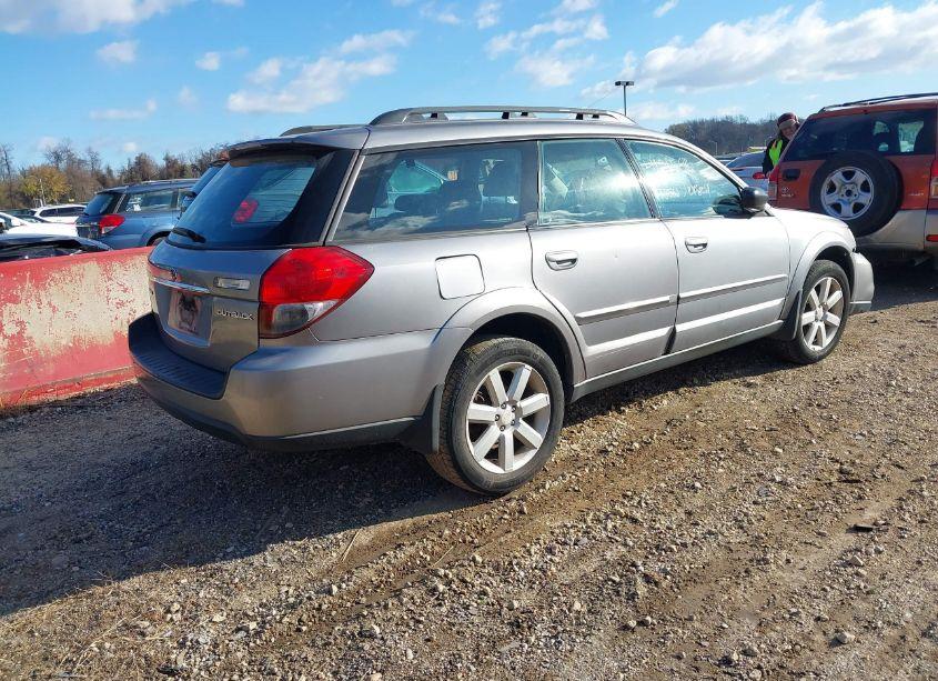 Photo 4 of 2008 Subaru Outback 2.5I LIMITED/2.5I LIMITED L.L. BEAN EDITION (VIN 4S4BP62C687305905)