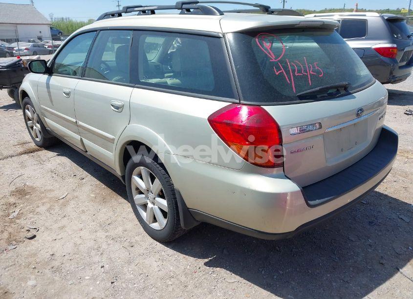 Photo 3 of 2007 Subaru Outback 2.5I LIMITED (VIN 4S4BP62C877302616)